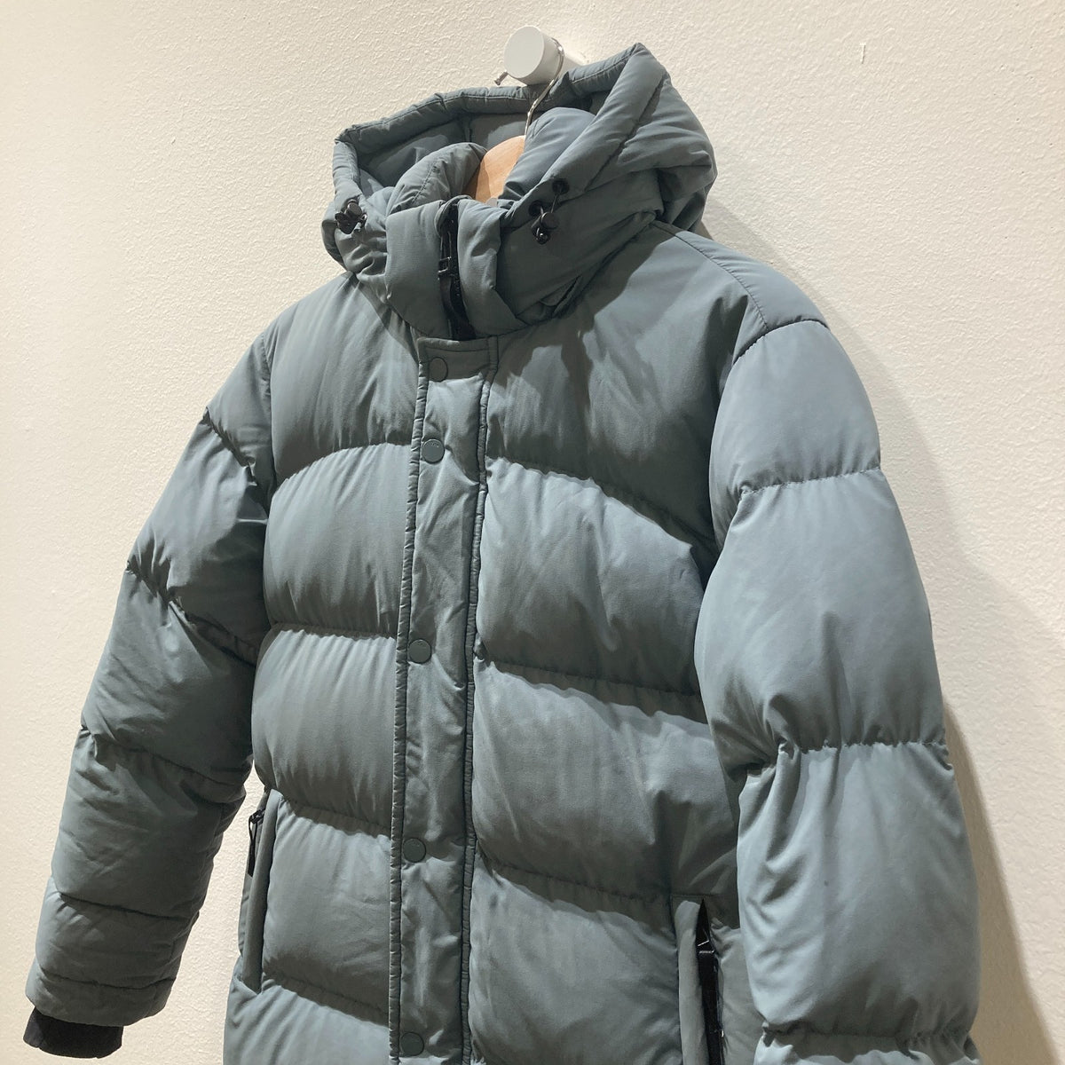TNA Aritzia $325 Elegant Charcoal Super Puff Mid Down Coat - Size XXXS - 0915LS