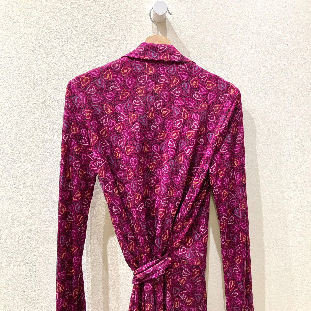 Diane von Furstenberg Magenta Heart Pattern Silk Wrap Dress - Size 10 - 0915CR