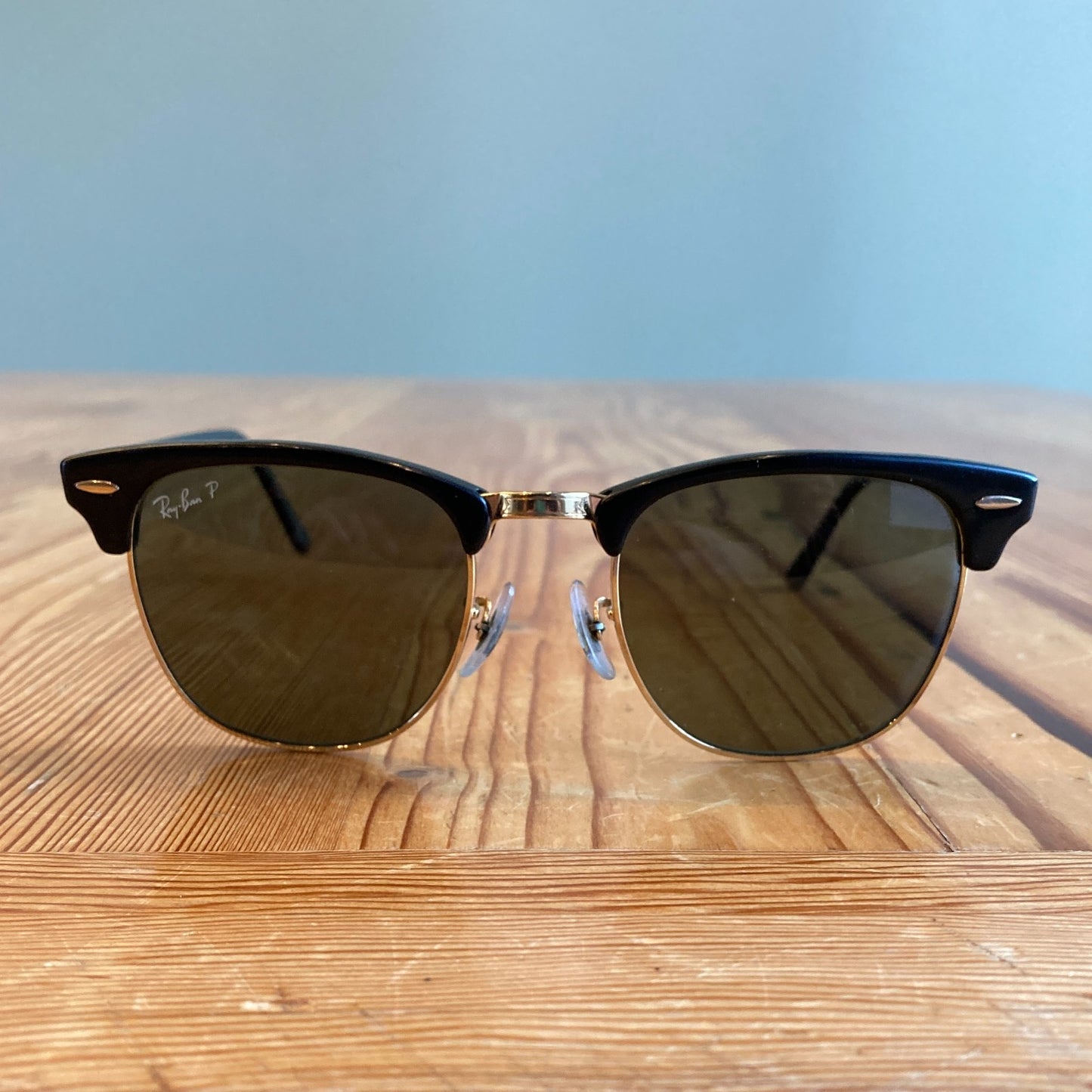 RayBan 3016 Black & Gold Clubmaster 51/21 901/58 Sunglasses 0206MH