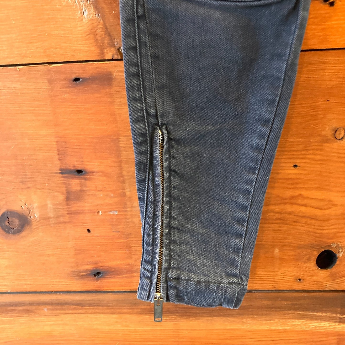 28 - R13 Black Wash Womens Moto Skinny Jeans With Ankle Zipper 0505MB