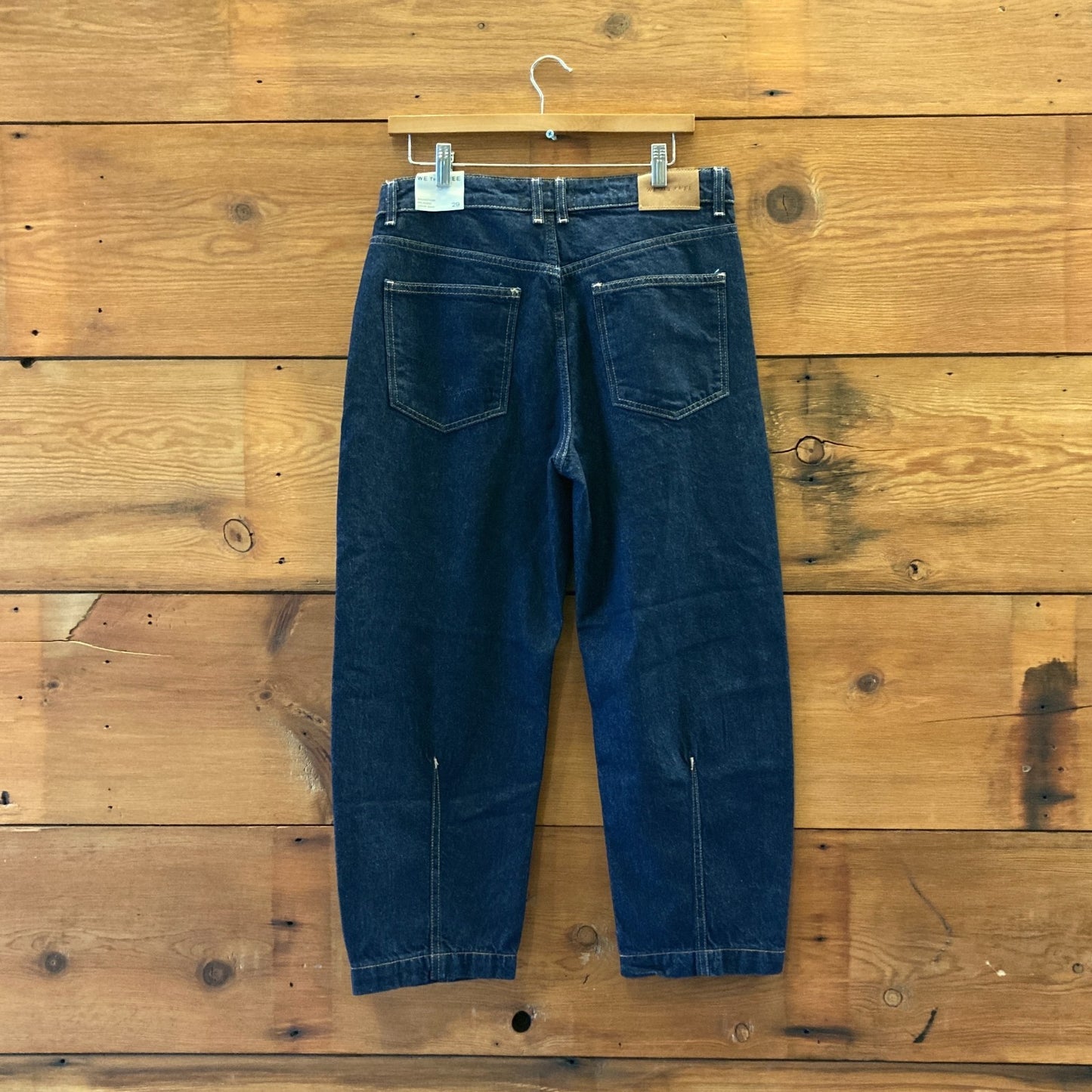 29 - We the Free People $98 Dark Deep Dive Wash Barrel Leg Jeans NEW 0312KP