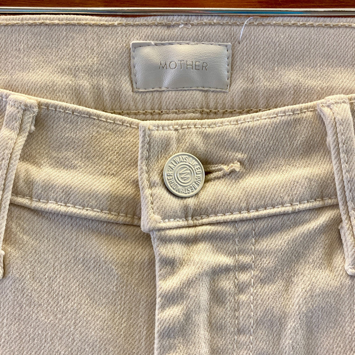 Mother Frozen Dew Off-White Weekender Sneak Flare Jeans - Size 28 - 0428KS
