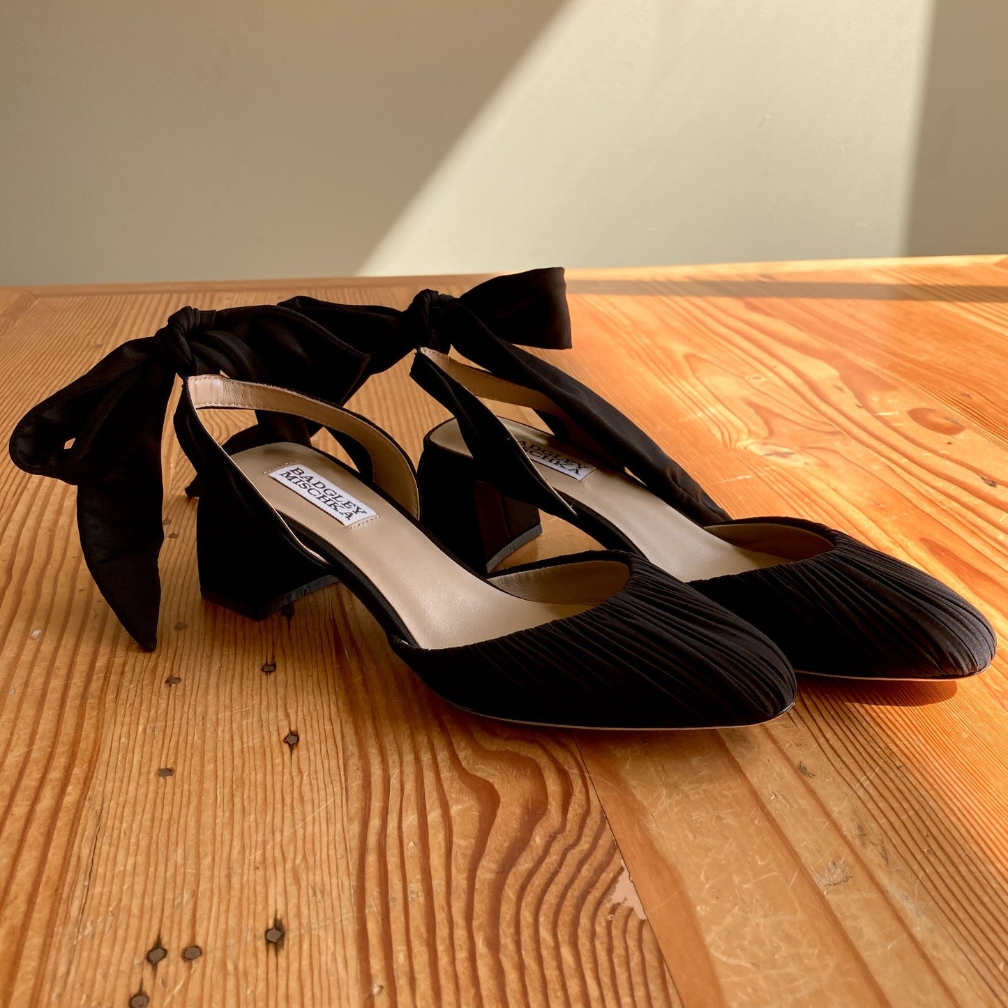 Badgley Mischka Black Pleated Ankle Tie Ofelia Heels Shoes - Size 9 - 0831HF