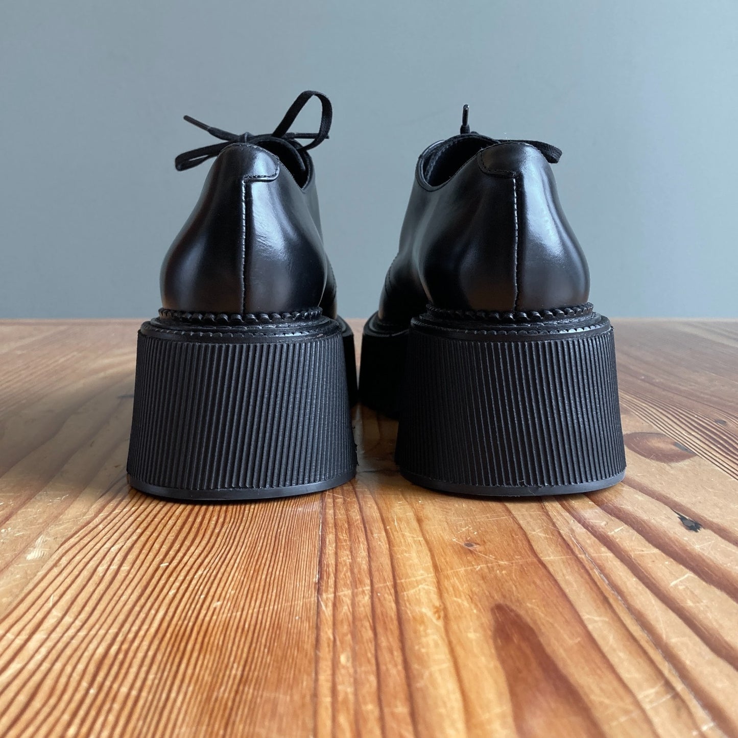 6.5 - Freda Salvador Smooth Black Leather Keena Lug Sole Oxford Shoes 0312IG