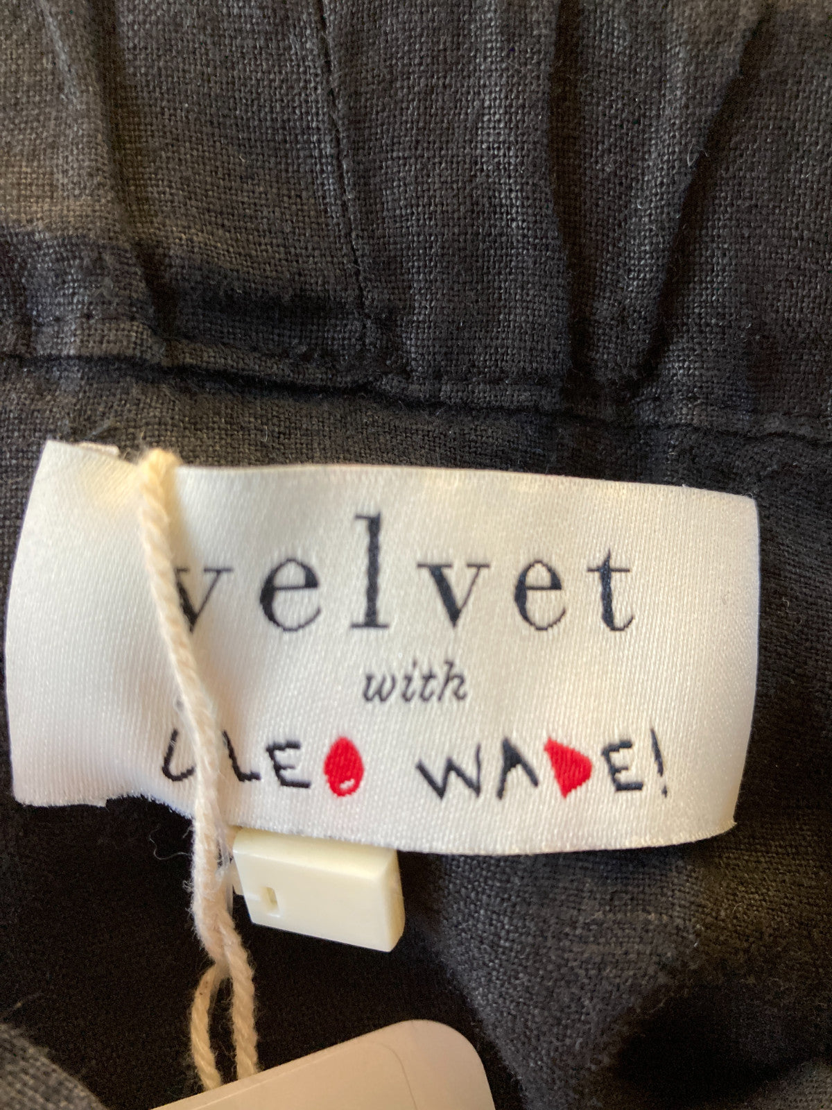 Velvet Graham & Spencer Cleo Wade $237 Black Linen Skirt - Size M - NEW - 4427SC