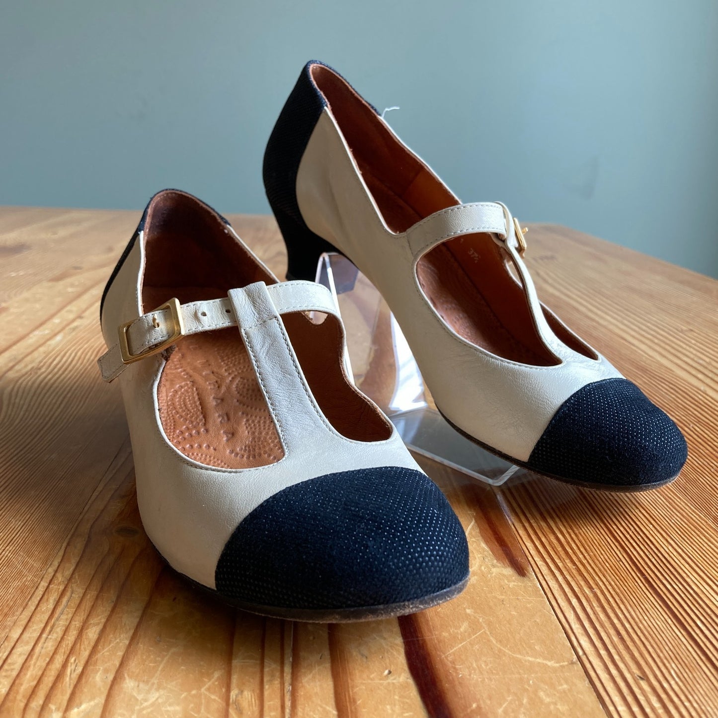 Chie Mihara Two Tone T Strap Mary Jane Heels Shoes - Size 37.5 / 7.5 - 0818SL