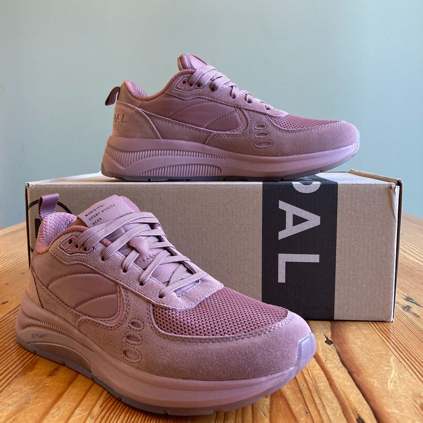 Municipal Mauve Shoes Sneakers NEW w/ Box - Size 7 - 7.5 Mens - 0623NT