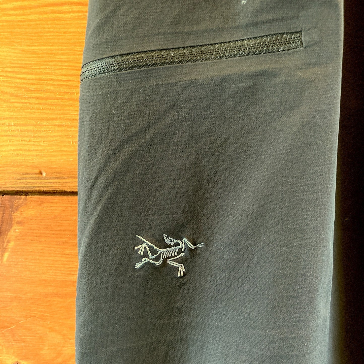 Arc'teryx Black Lightweight Nylon Stretch Gamma Pants - Size 12 - 0826MT