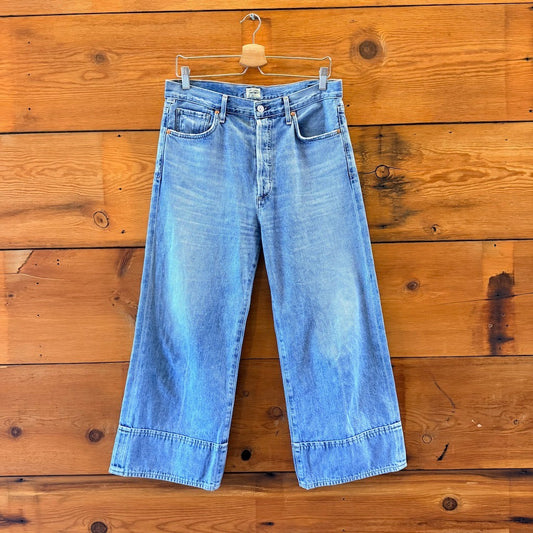 Citizens Light Wash Distressed High Rise Wide Leg Tilda Jeans - Size 29 - 0404AK