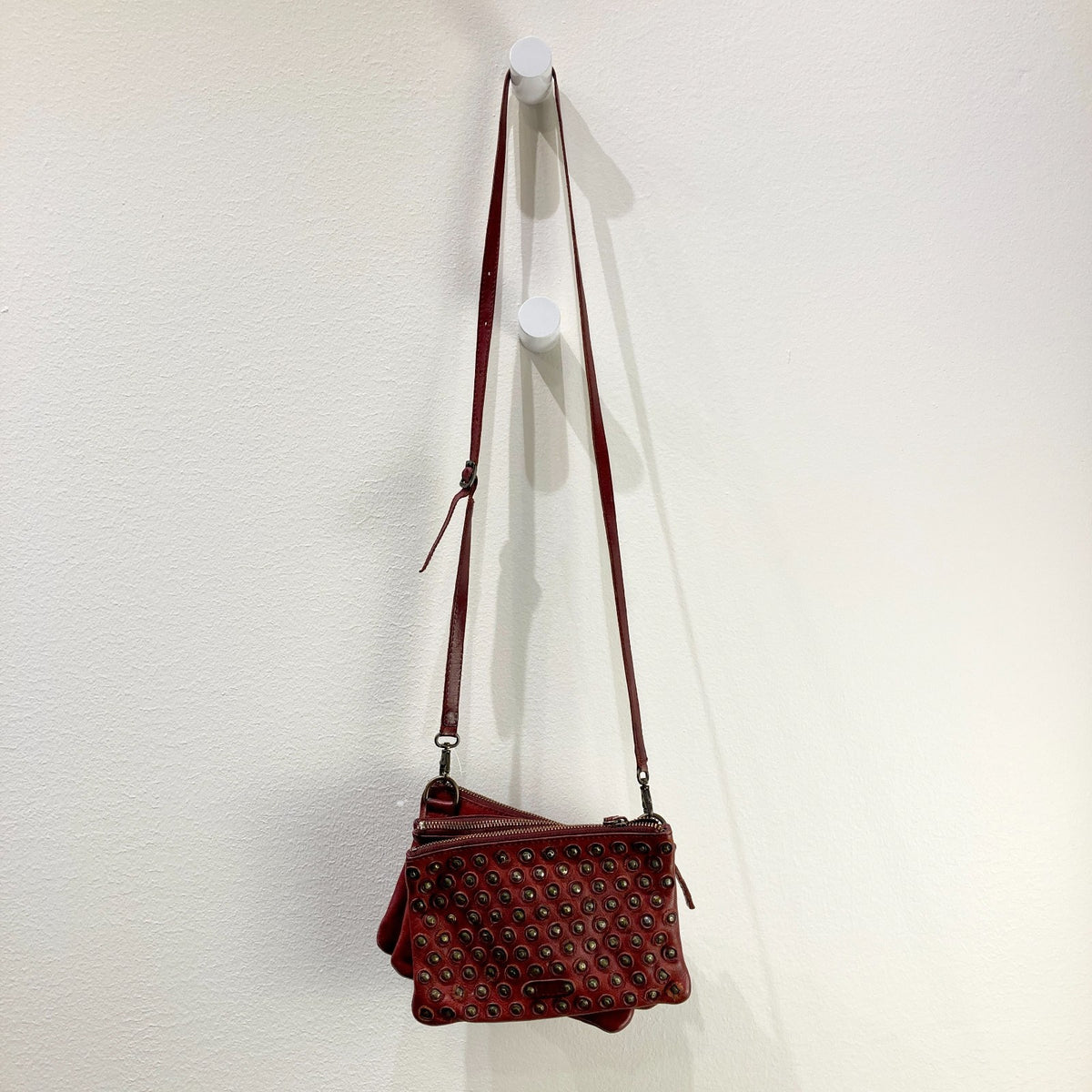 Frye Reddish Brown Jenna Studded Disc Crossbody Bag Purse - 0501SE