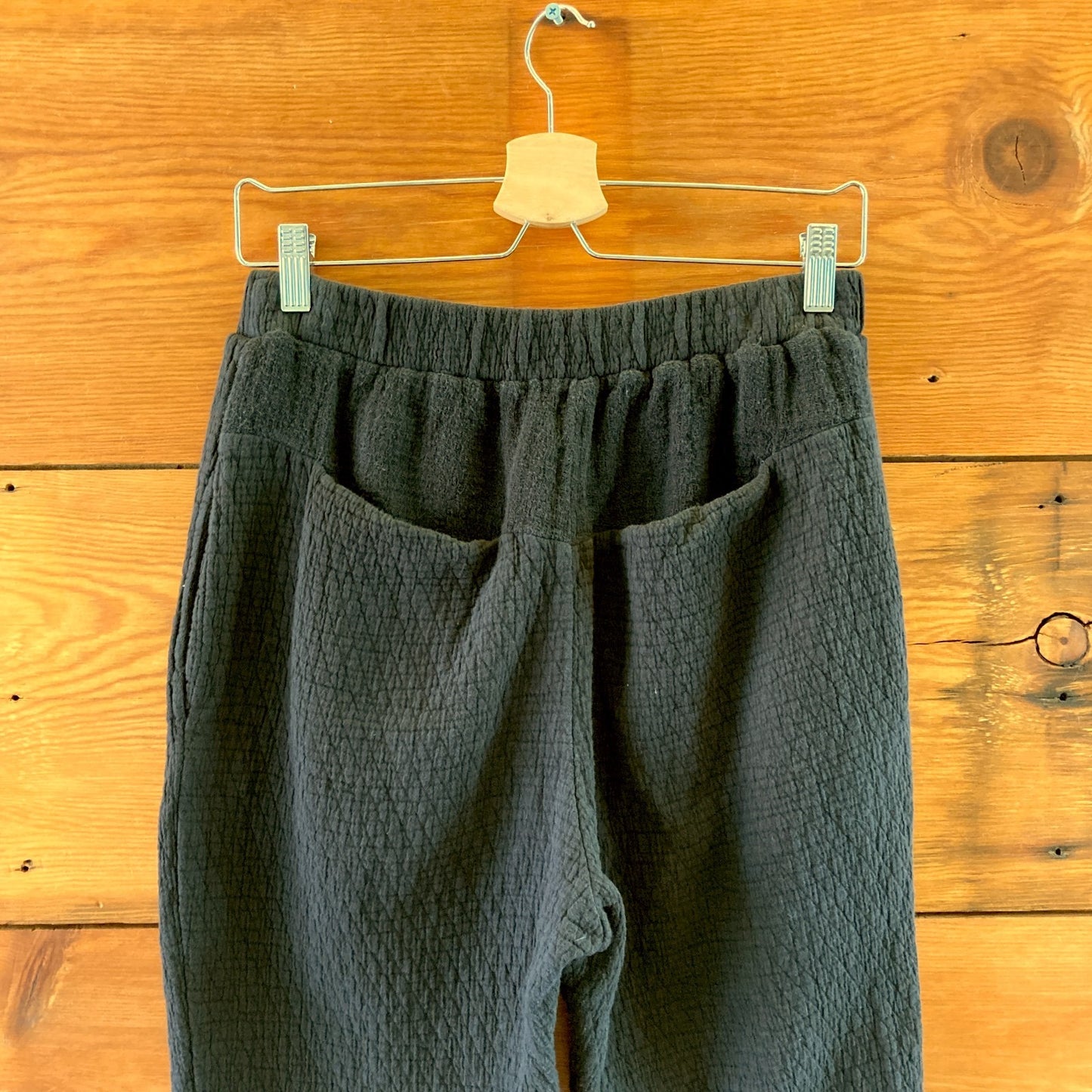 Black Crane Black Gauze Textured Pull-on Elastic Waist Pants - Size M - 0627LH