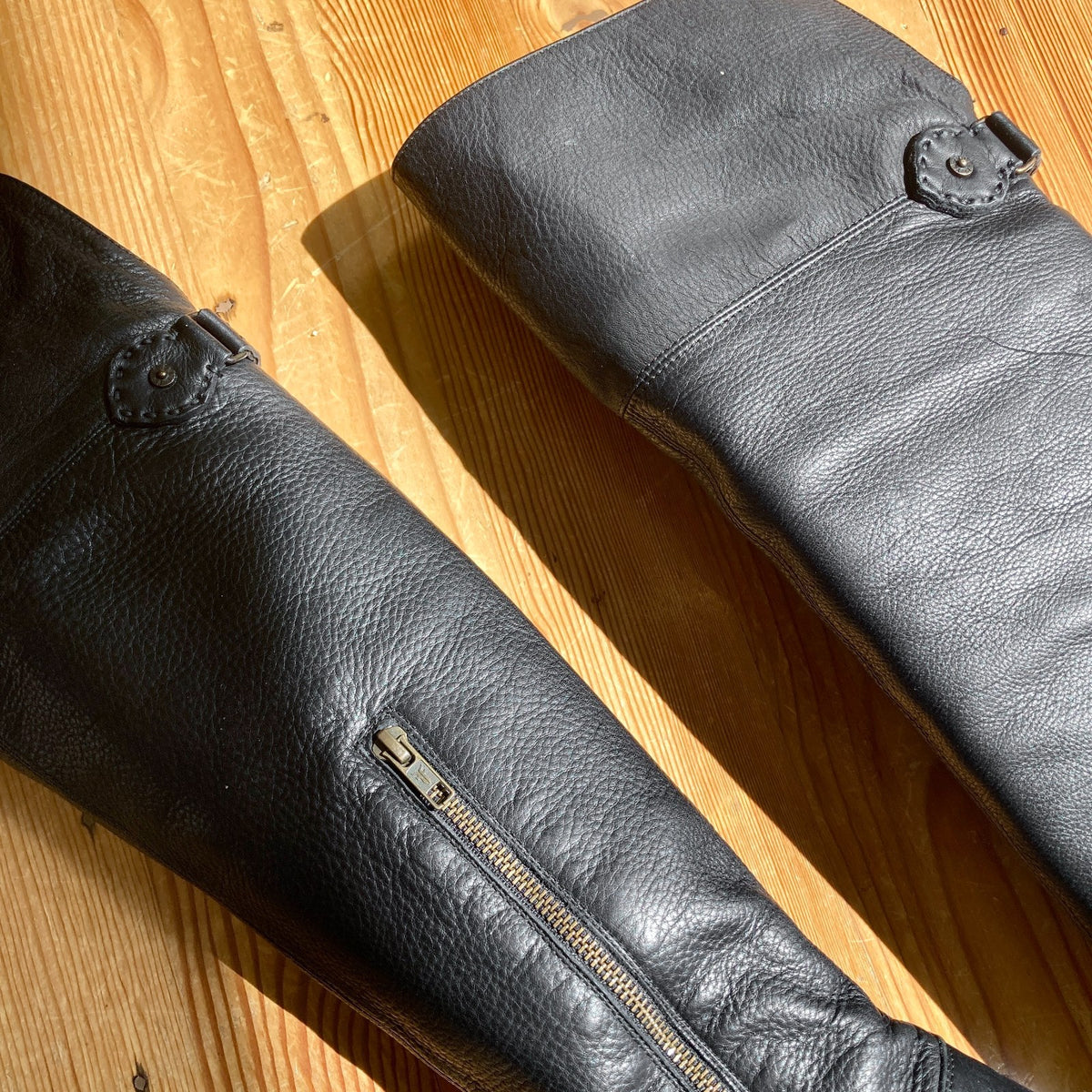 Frye Black Leather Over the Knee Shirley Tall Riding Boots - Size 6 - 0902CW