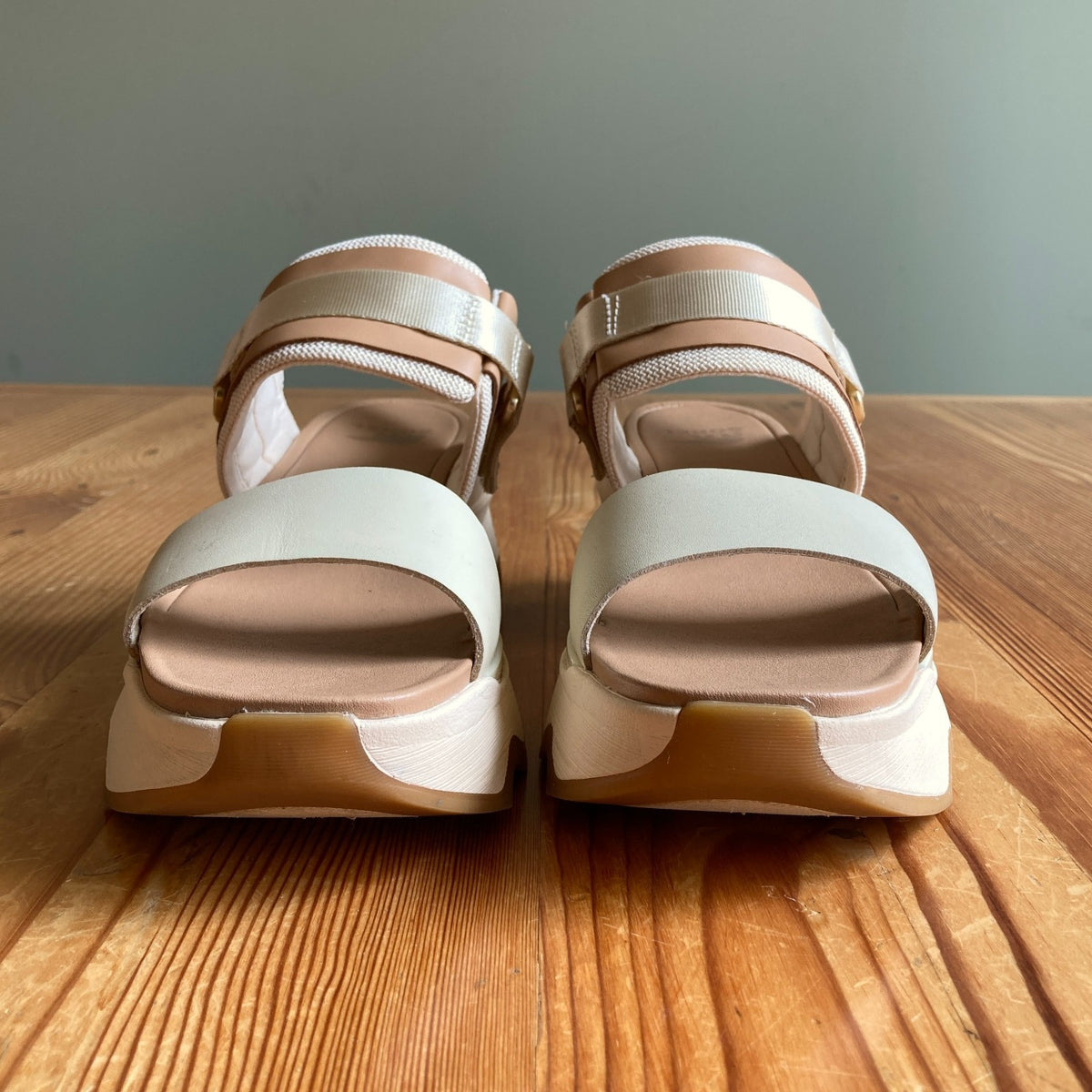 Sorel White Tan Kinetic Impact Slingback Platform Sandals - Size 8.5 - 1011SC