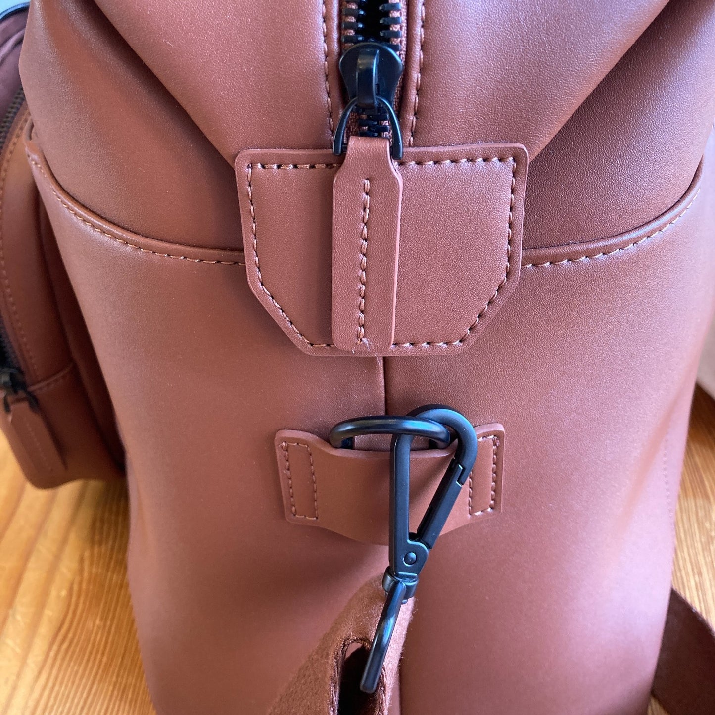 Monos $260 Brown Vegan Leather Metro Duffle Travel Gym Bag - NEW - 1122KP