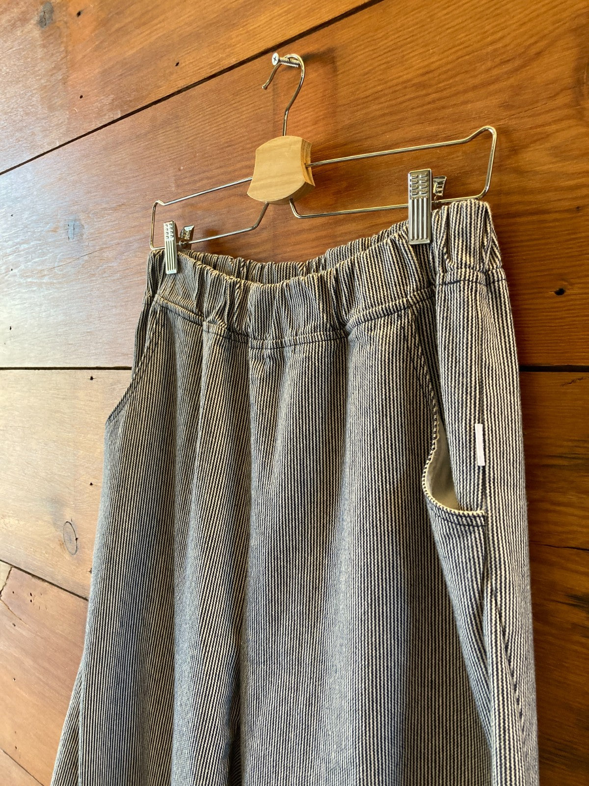 Le Bon Shoppe Blue & White Striped Barrel Leg Arc Pants - Size L - 0624KB