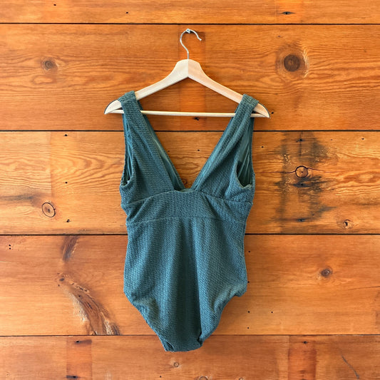 Andie Sea Green Textured Mykonos One Piece Swimsuit - Size M - NEW - 4427SC
