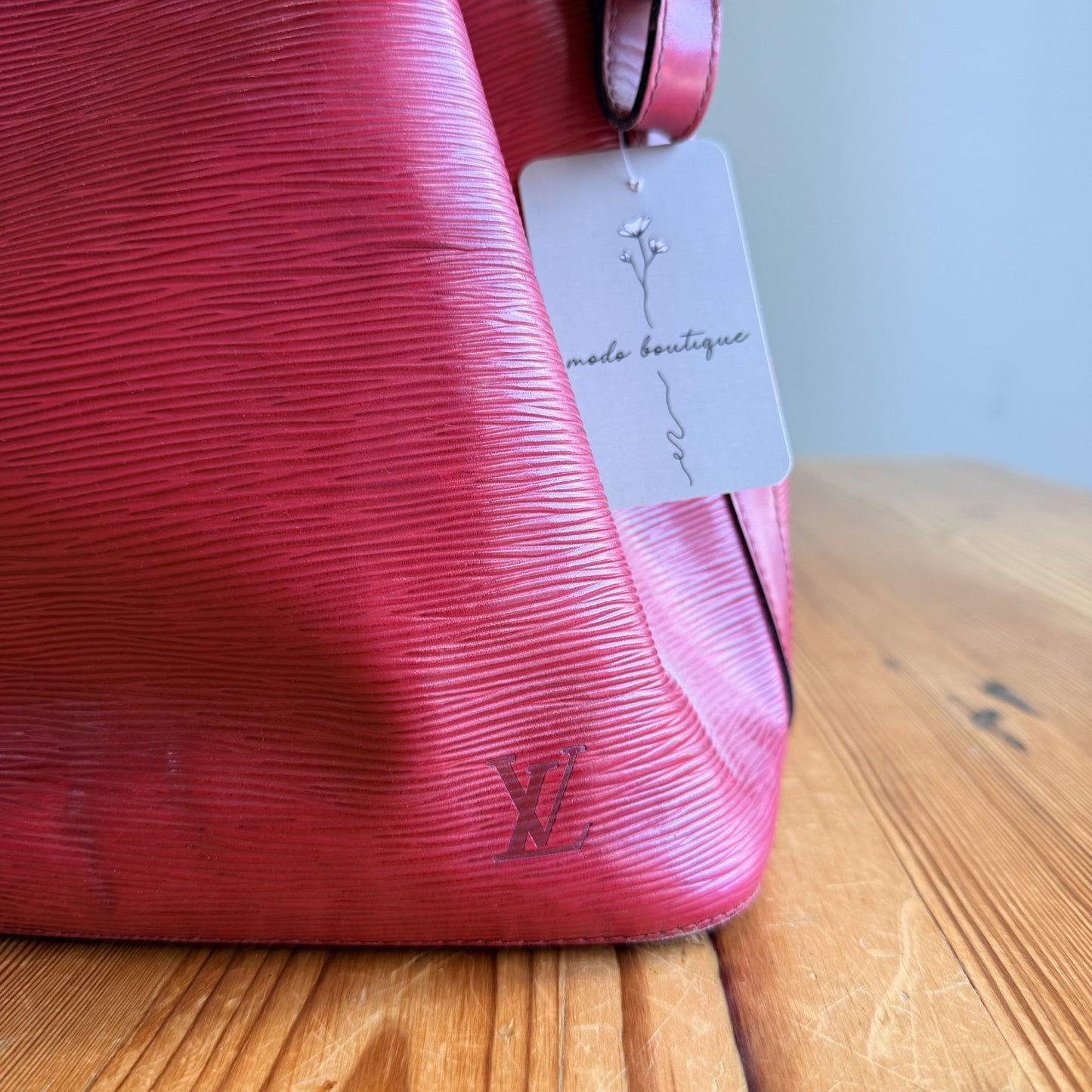 Louis Vuitton Red Epi Leather Petit Noe Structured Bucket Shoulder Bag - 1022SW