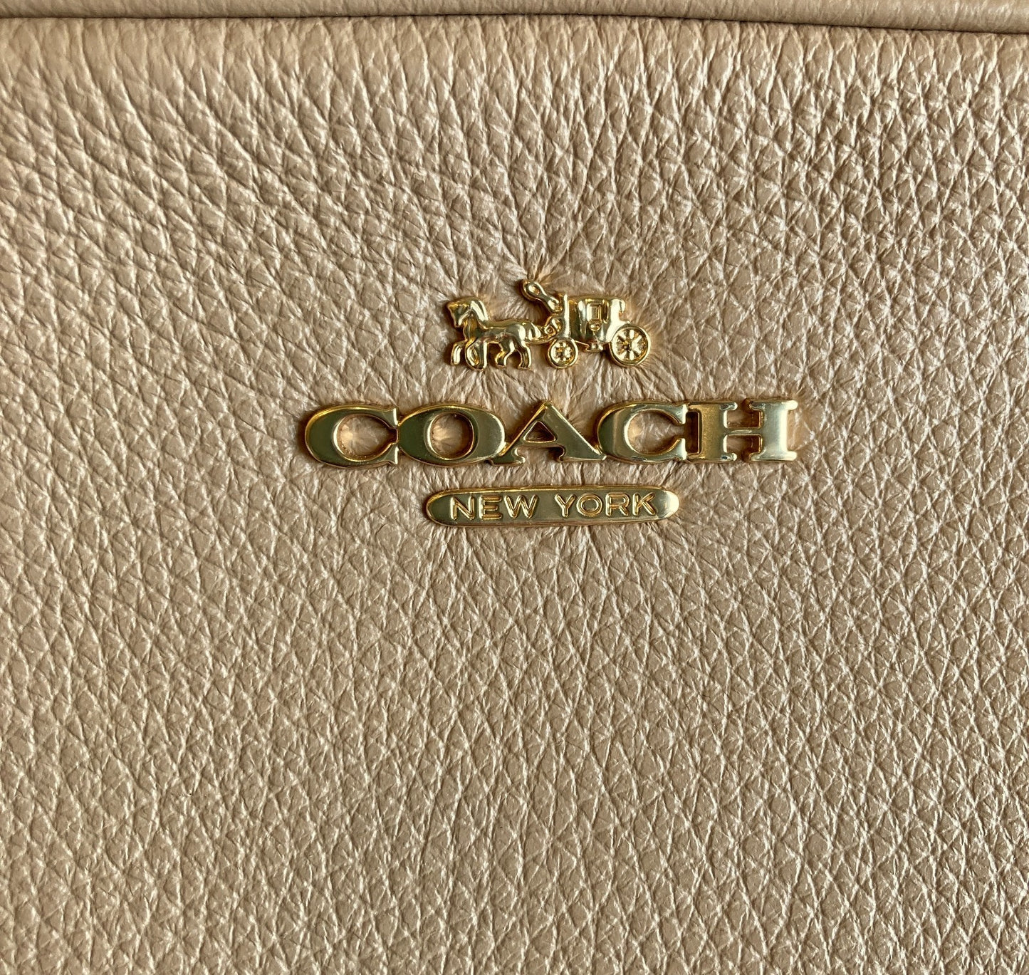 Coach Beige Pebbled Leather Crossbody Zip Top Mini Jamie Camera Bag - 0422MH