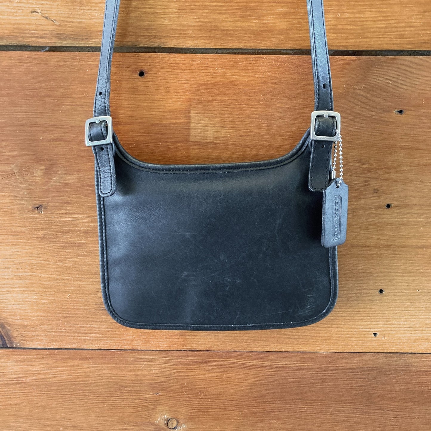 Coach Black Smooth Leather Vintage 9142 Flap Closure Crossbody Purse - 0904NF