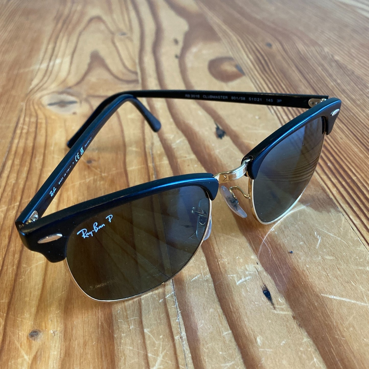 RayBan 3016 Black & Gold Clubmaster 51/21 901/58 Sunglasses 0206MH