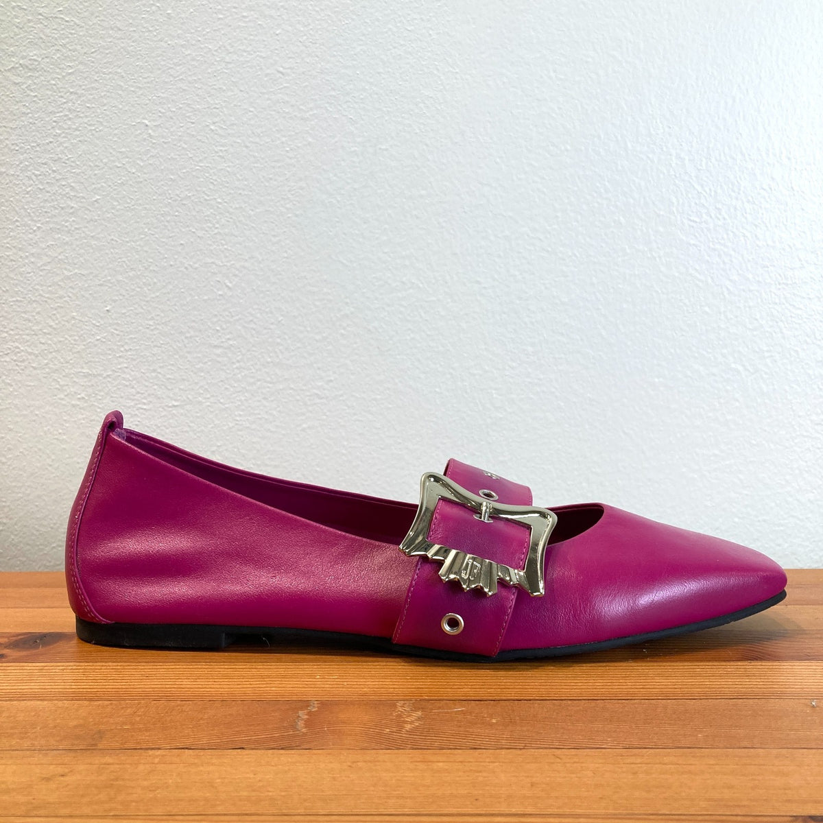 John Fluevog $239 Magenta Leather Misty Mary Jane Flats - Sz 11.5 - NEW - 0830DH