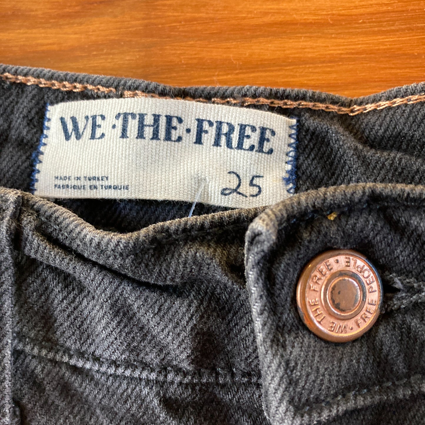 We the Free by Free People Black Wash Mid Rise Barrel Jeans - Size 25 - 1103BW
