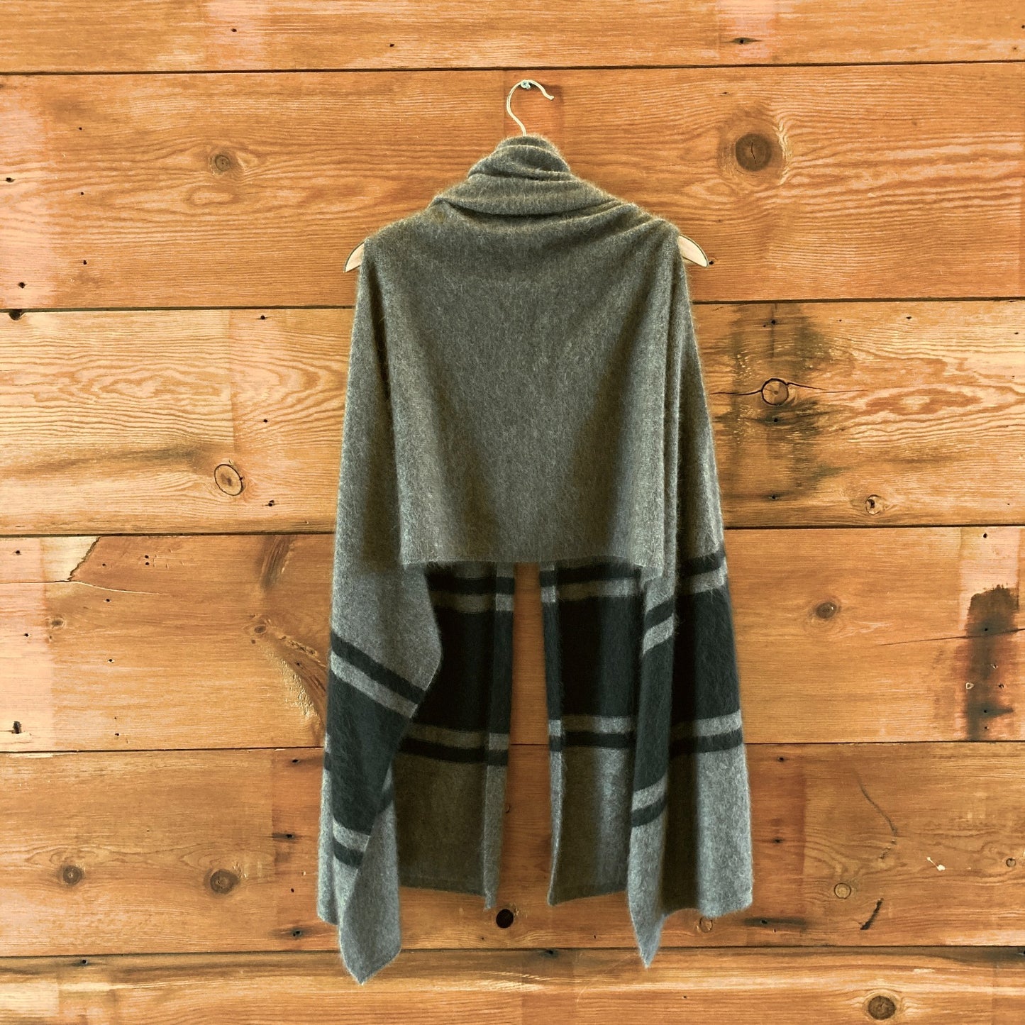 CT Plage $360 Brown & Black Raccoon Wool Stole Sweater - One Size - NEW - 4427SC