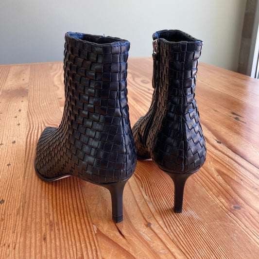 Freda Salvador Black Leather $598 Heidi Woven Ankle Boots - Size 8 - 4427SC