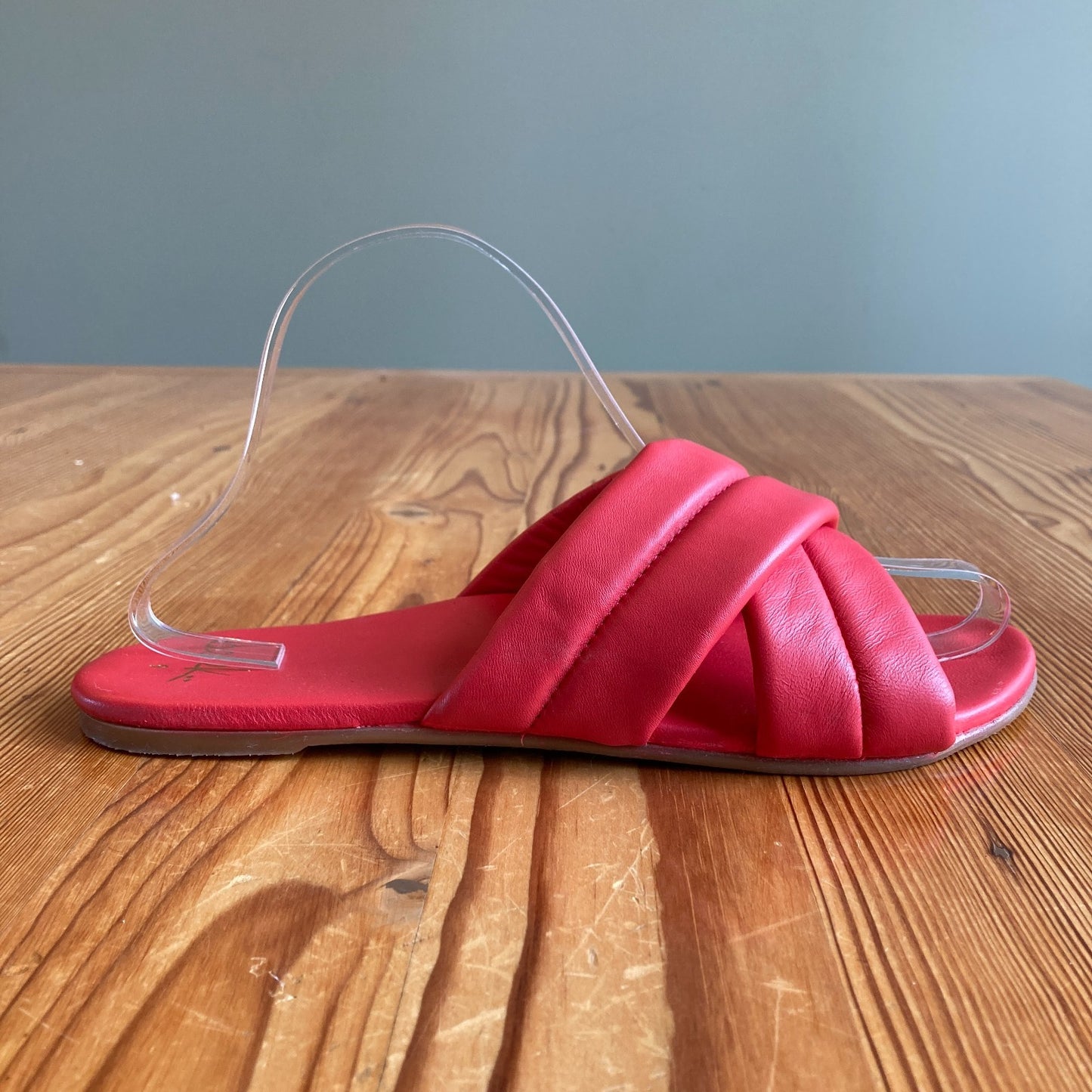 Beek Red Surfbird Womens Puffy Cross Strap Slide Sandals - Size 9 - 1114LH