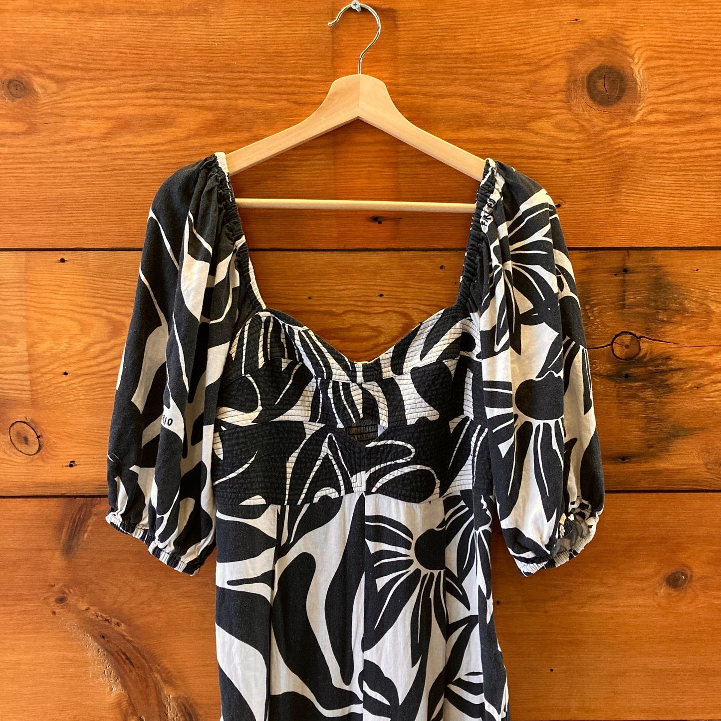 M - Farm Rio Black White Tropical Print Wide Leg Puff Sleeve Jumpsuit 1203TR