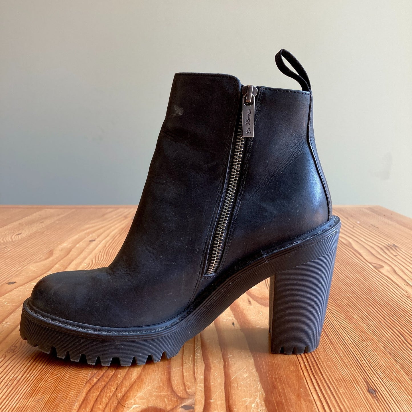 Dr Martens Black Magdalena Ankle Chunky Heel Lug Sole Boots - Size 8 - 0526EK