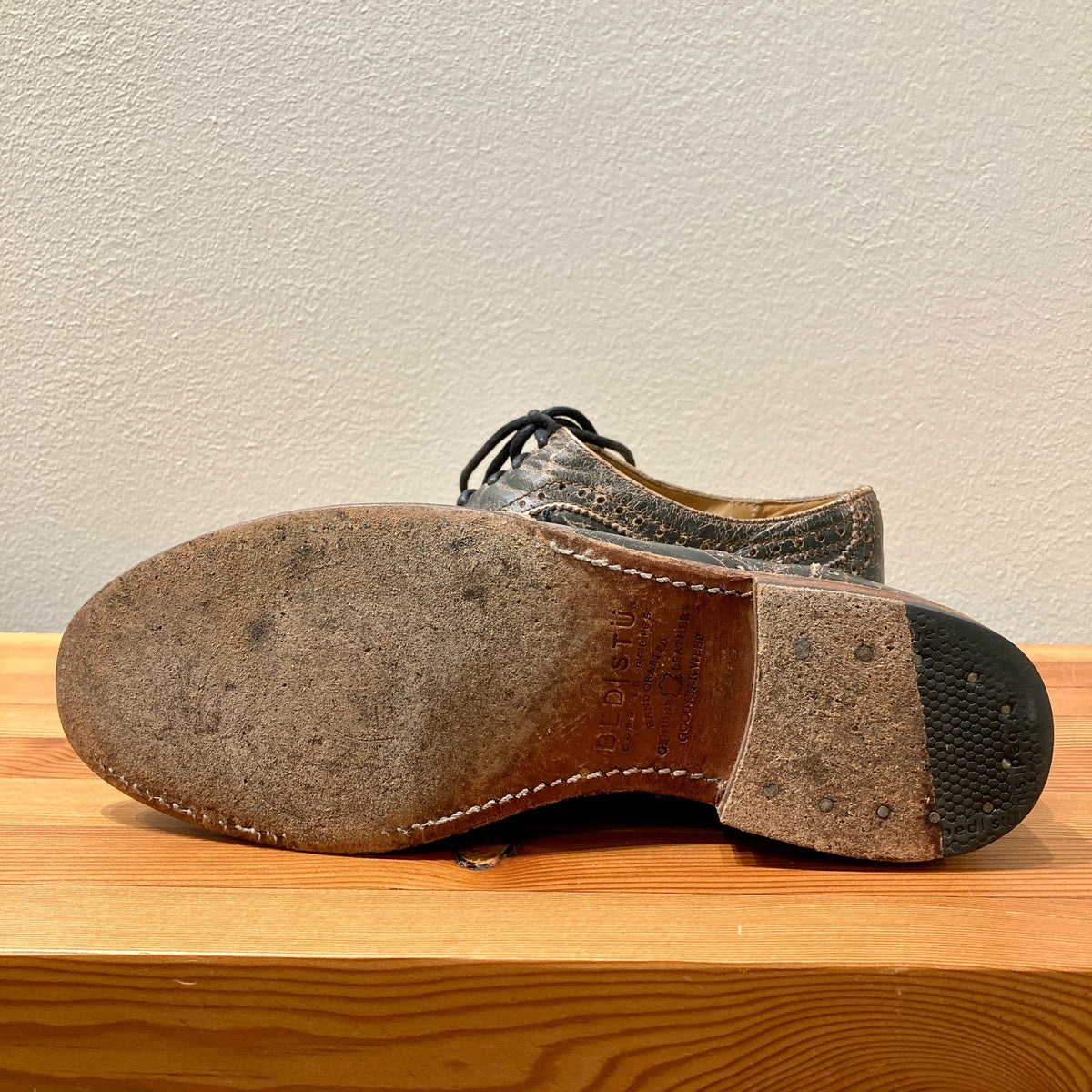 Bed Stu Distressed Black Leather Lita Cobbler Oxford Shoes - Size 10 - 0530JF