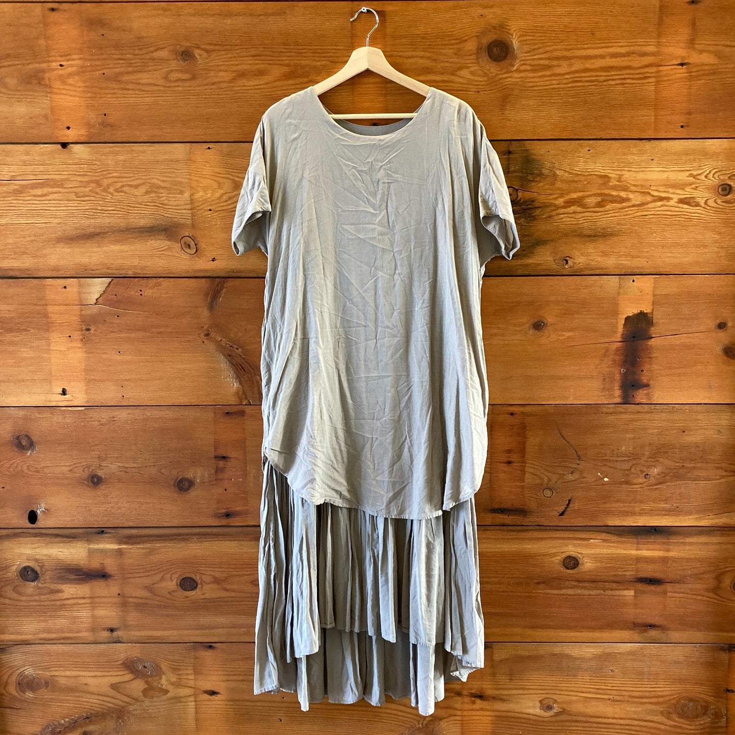 M - Black Crane Taupe Short Sleeve Layered Tiered Ruffled Lagenlook Dress 0416JW