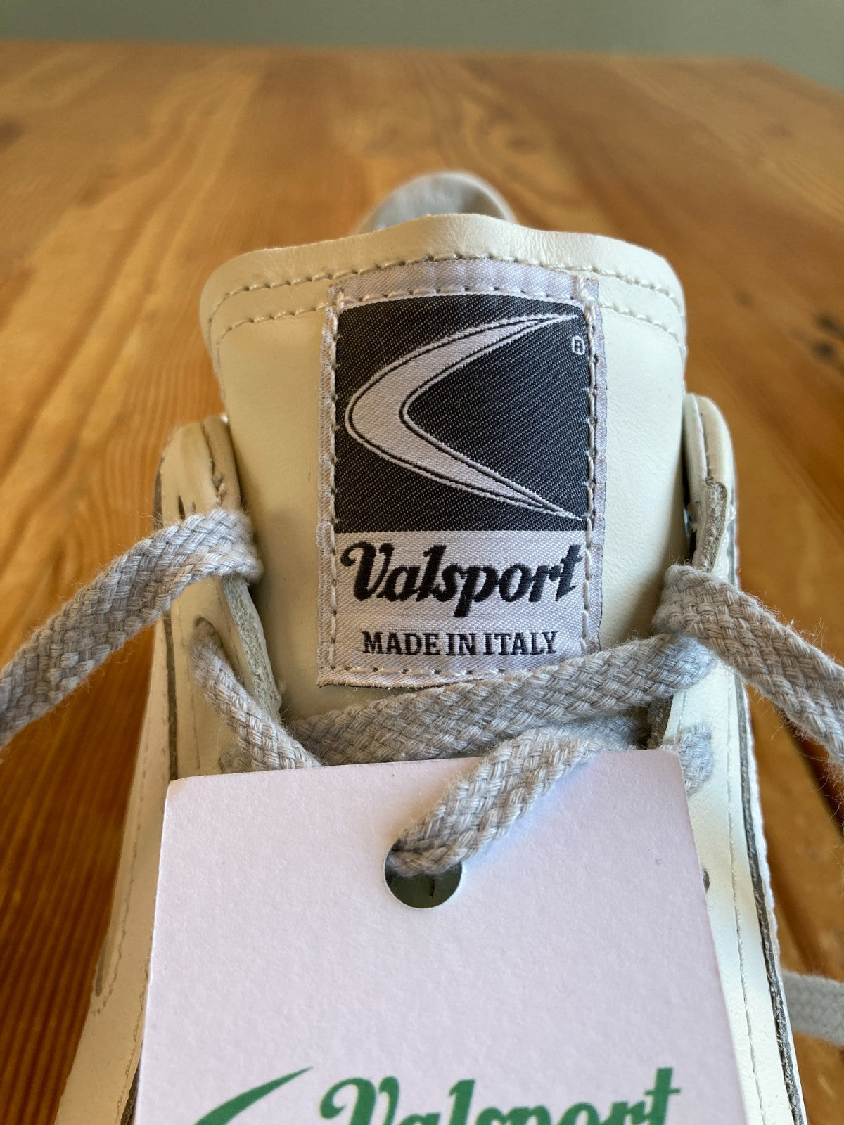 Valsport $296 White Leather Tournament Shoes - Size 38 - NEW w/ Box - 4427SC