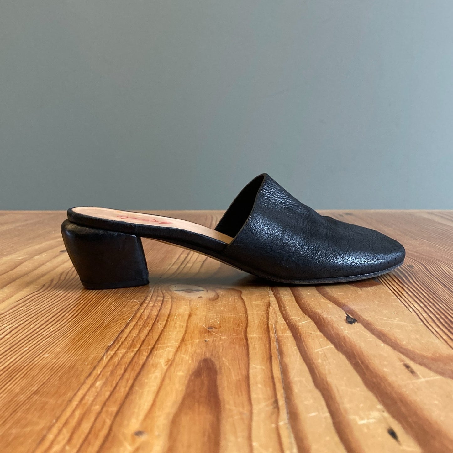 37 / 7 - Marsell Black Leather Rounded Block Heel Mules Shoes 1214CM
