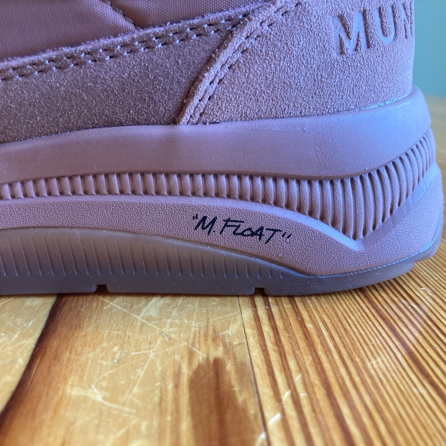 Municipal Mauve Shoes Sneakers NEW w/ Box - Size 7 - 7.5 Mens - 0623NT