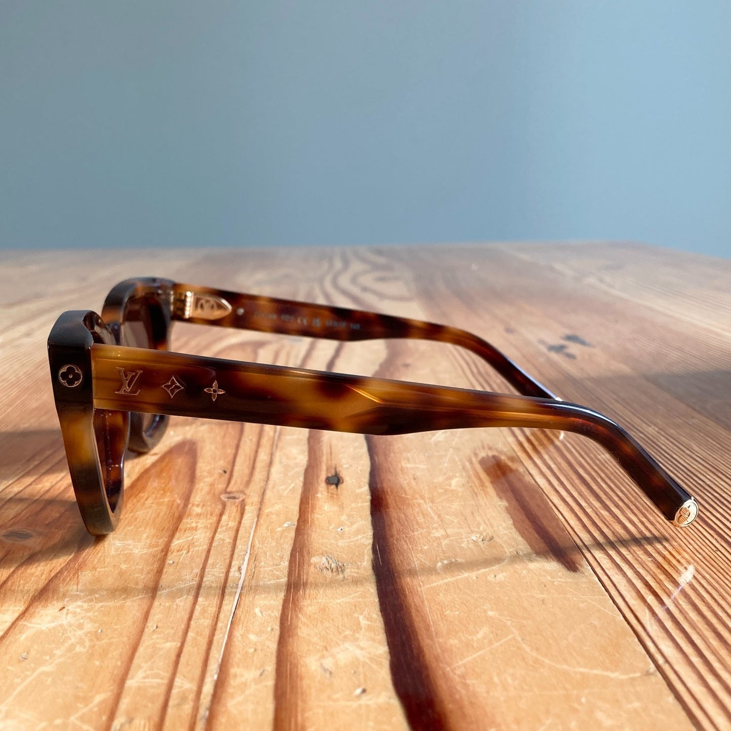 Louis Vuitton $550 My Monogram Z1524W Square Sunglasses w/ Case + Box 0218SO