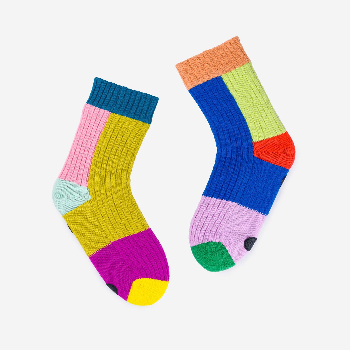 VERLOOP | knits - Mismatch House Socks: Rainbow / S/M - W 6-9<br>M 5-7.5