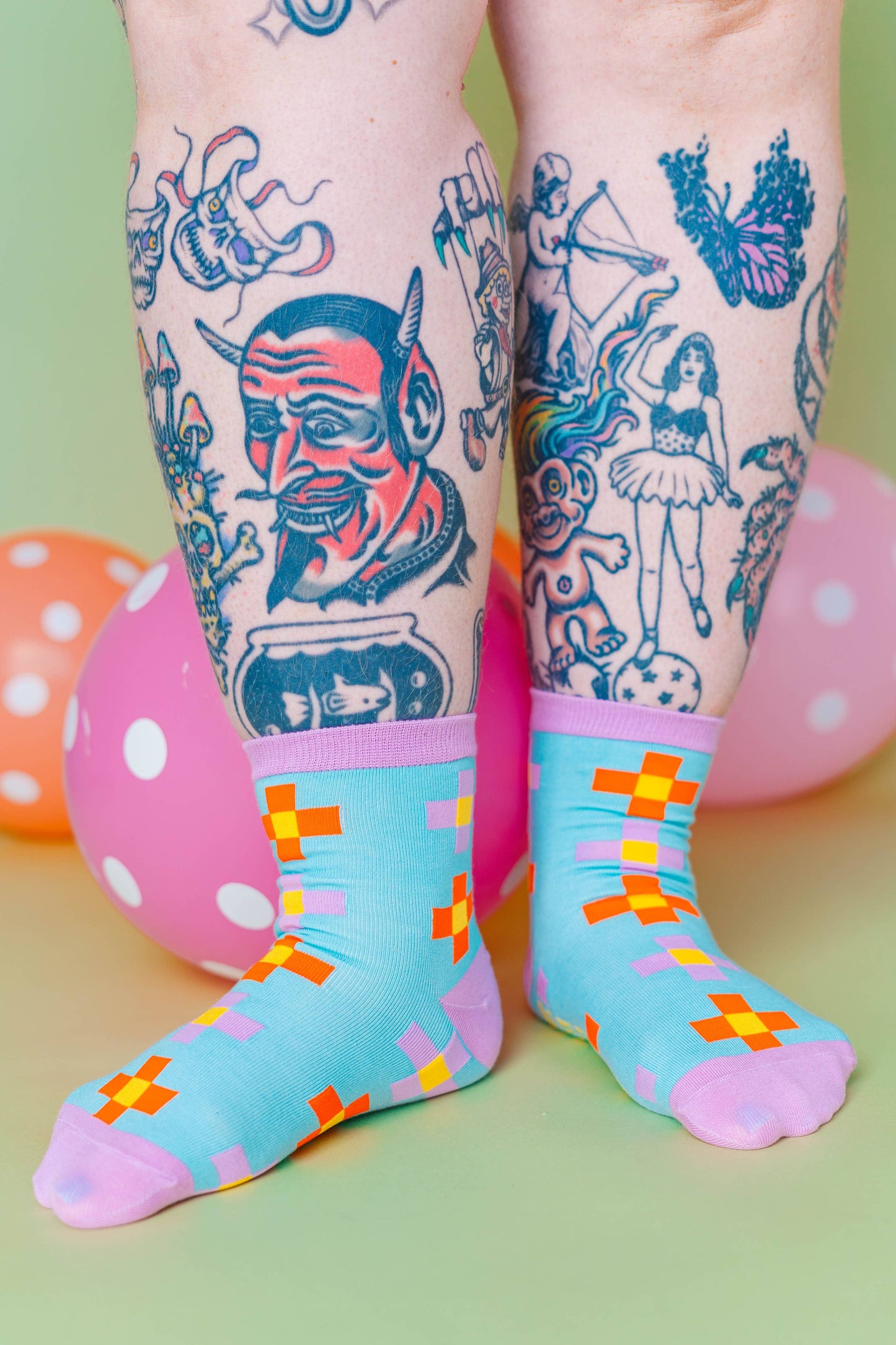 Nettle Studios - Women’s Cotton Ankle Socks - Blue Pixels