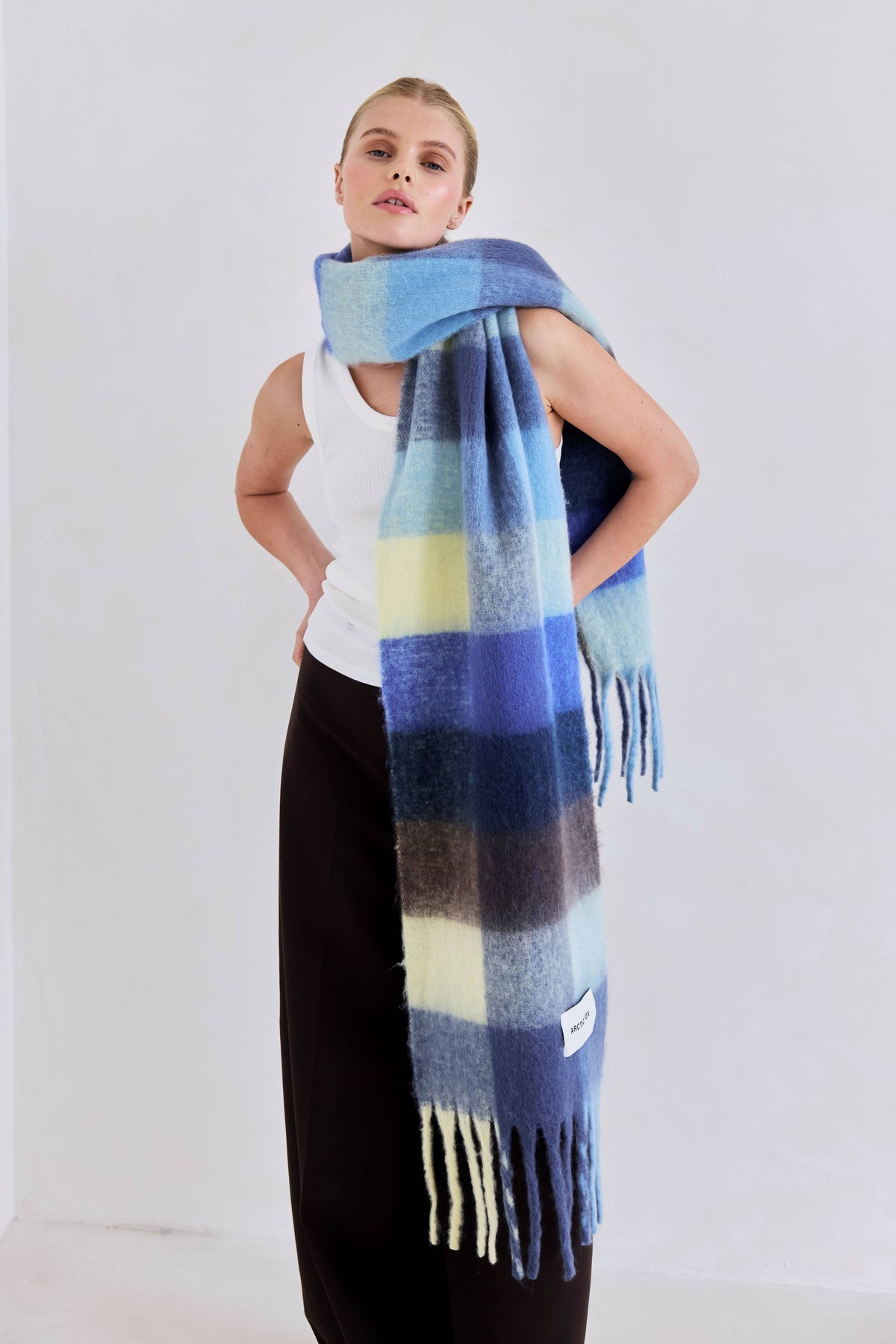 Arctic Fox & Co. - North America - The Reykjavik Scarf - 100% Recycled - Blue Yellow - FW26