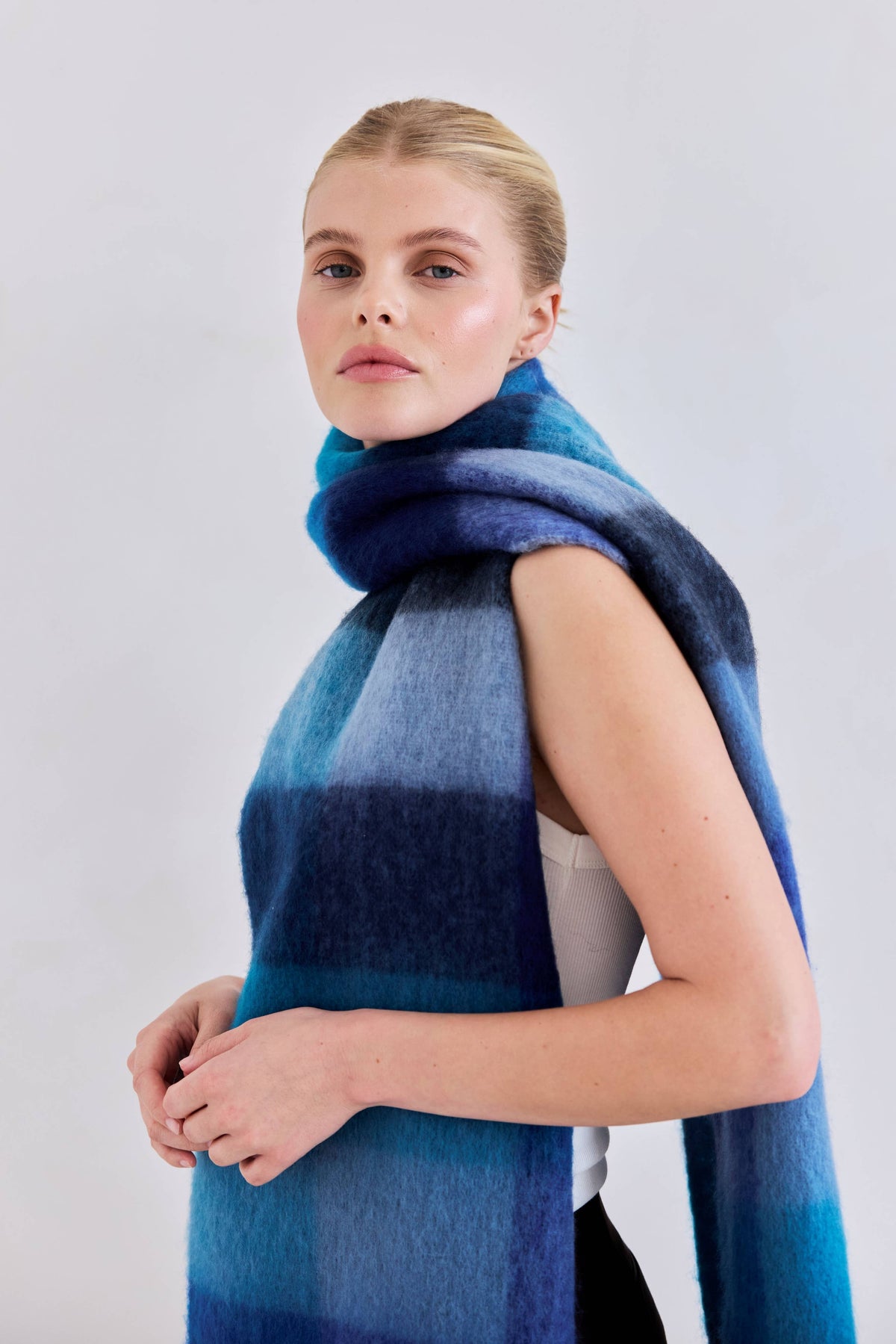 Arctic Fox & Co. - North America - The Reykjavik Scarf - 100% Recycled - Blue Check - FW26