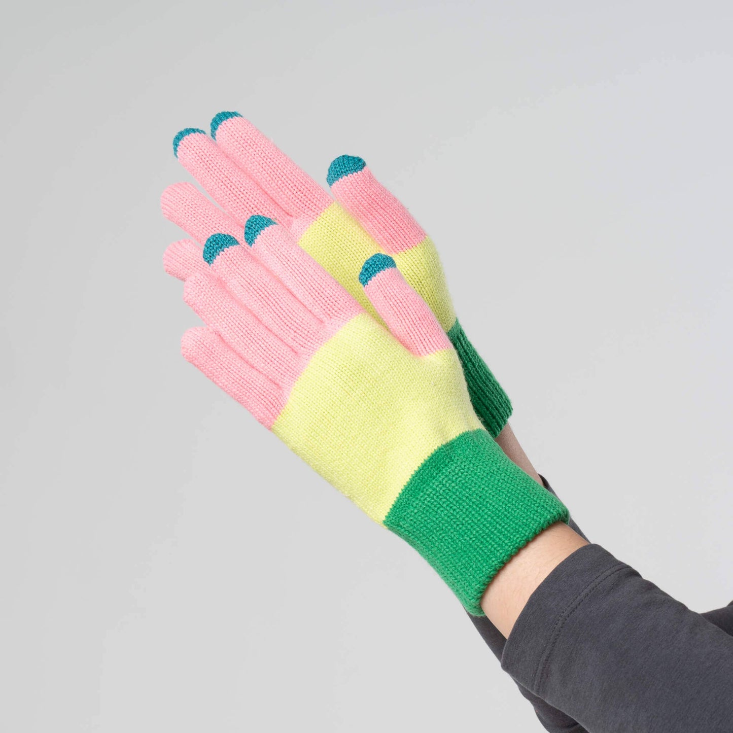 VERLOOP | knits - Trio Colorblock Knit Touchscreen Gloves: Green Pink