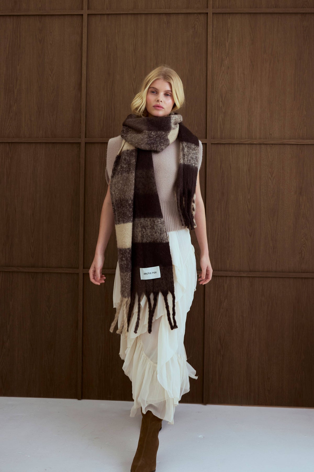 Arctic Fox & Co. - North America - The Reykjavik Scarf - 100% Recycled - Brown Check - FW26