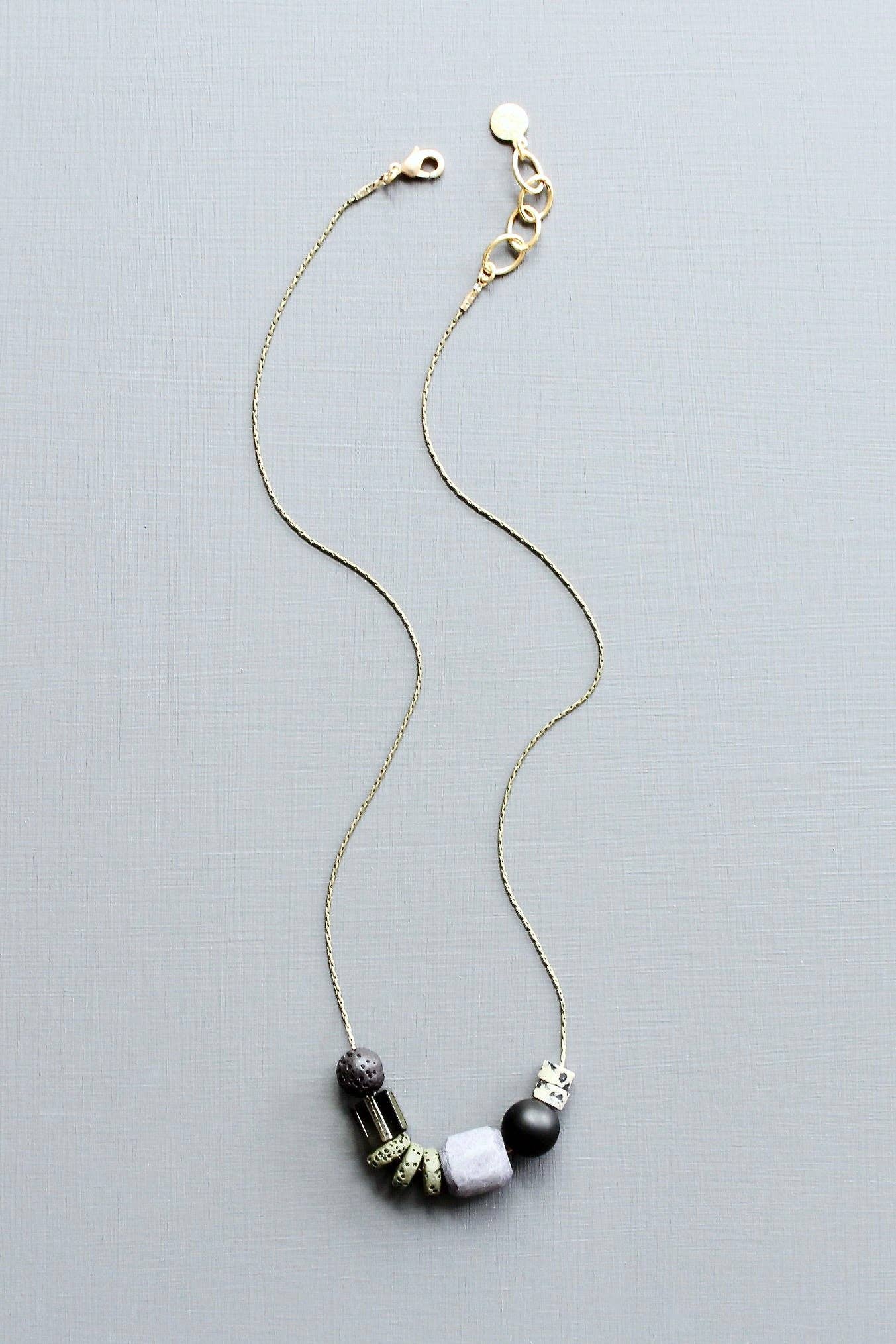 LEX116 Multi-stone necklace