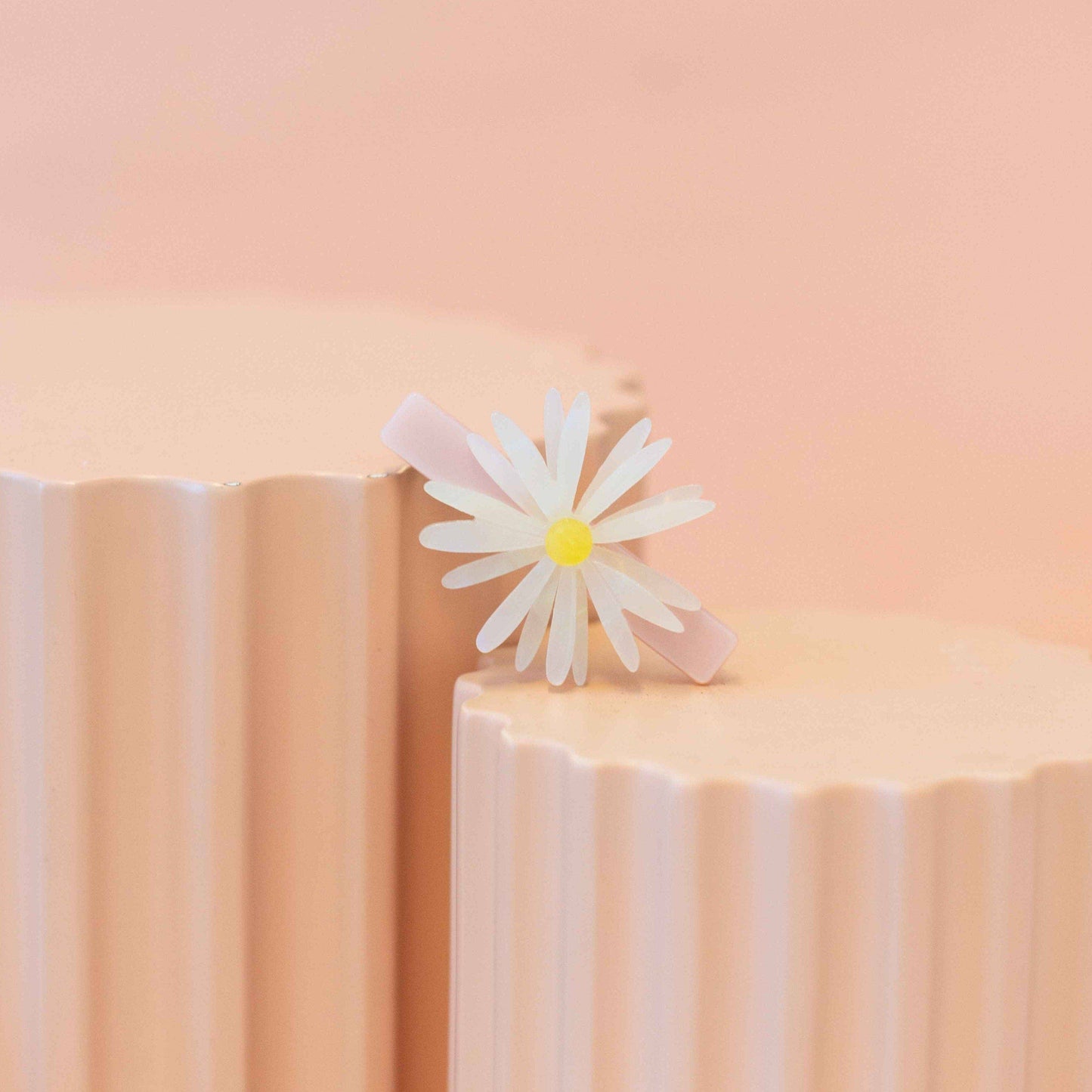 Jenny Lemons - Daisy Alligator Hair Clip