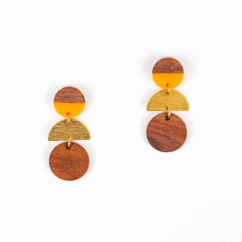 Altiplano - Wood Disc Stack Earrings: Cream