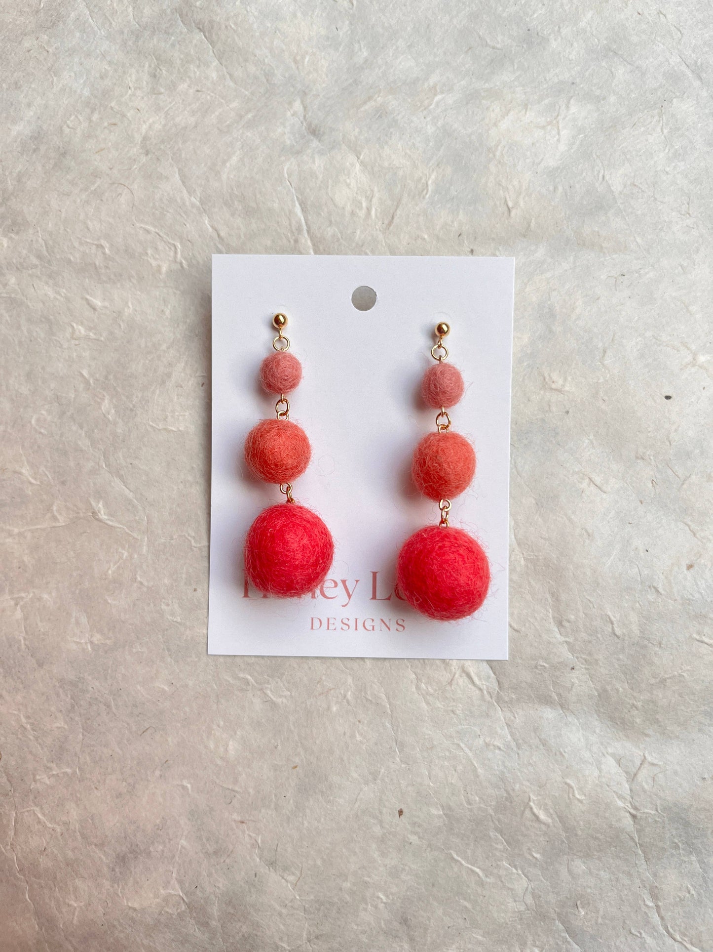 Minimalist Ombré Felt Ball Earrings: Pink