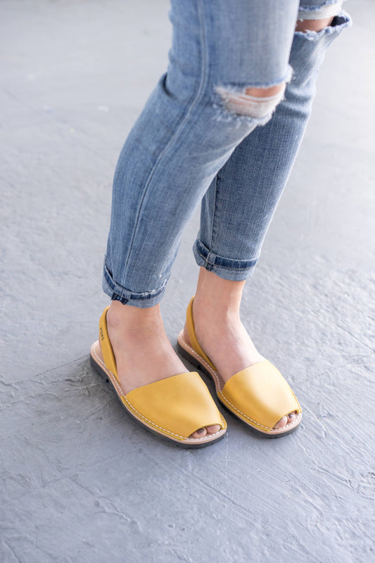 Pons Shoes - Classic Women - Saffron: 8