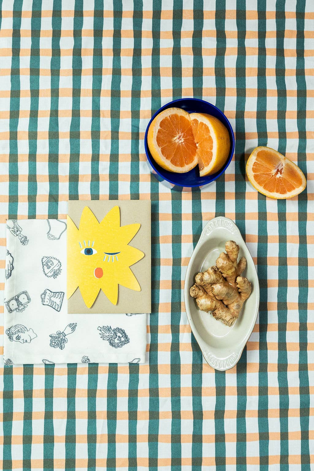 Isatopia - Star Blink - Die Cut Card