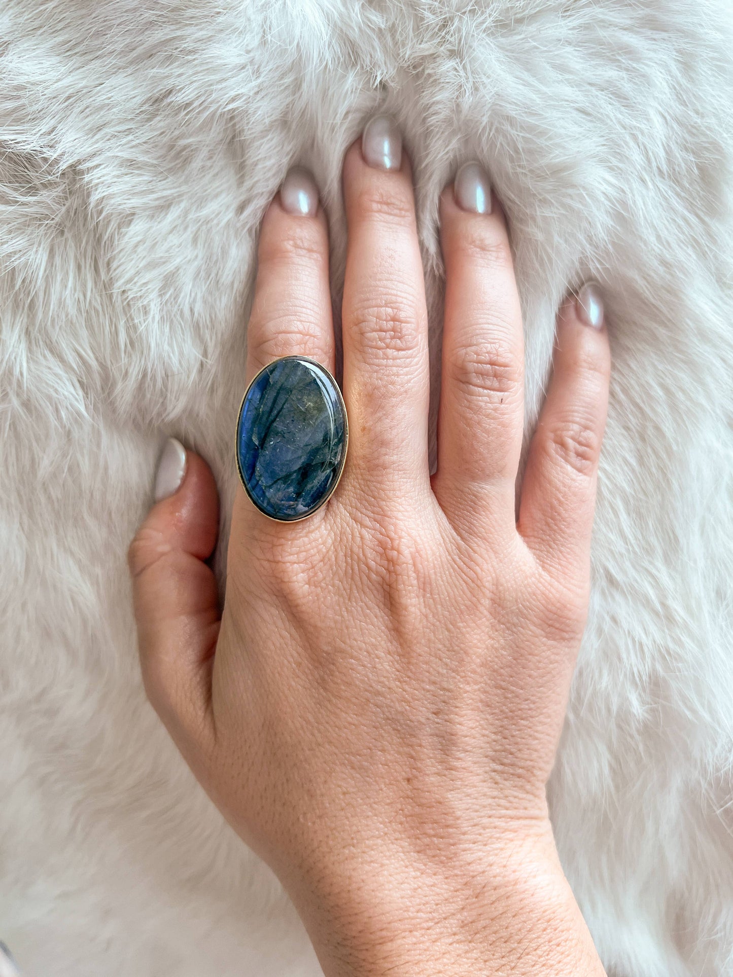 Baizaar - Large Brass Freeform Stone Ring: 8